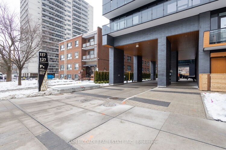 127 Broadway Ave, Toronto, Ontario, Mount Pleasant West