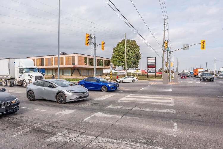 1300 Steeles Ave E, Brampton, Ontario, Bramalea West Industrial