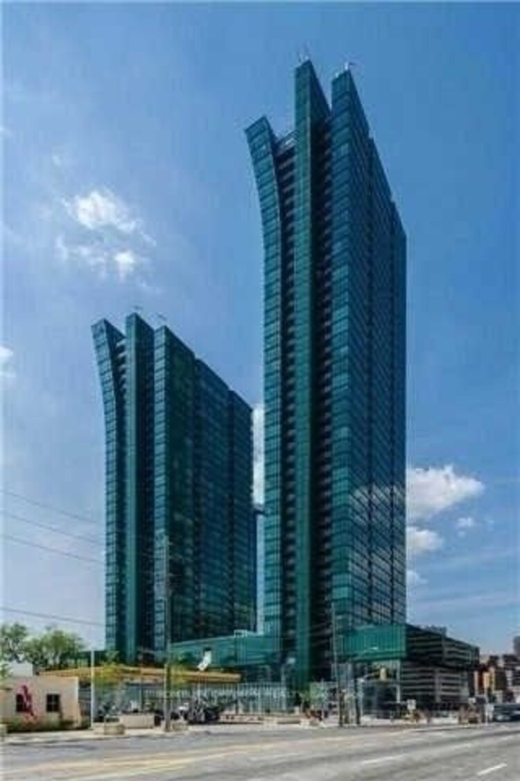 4750 Yonge St, Toronto, Ontario, Lansing-Westgate