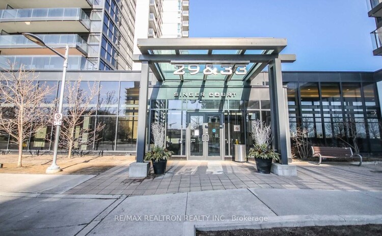 29 Singer Crt, Toronto, Ontario, Bayview Village