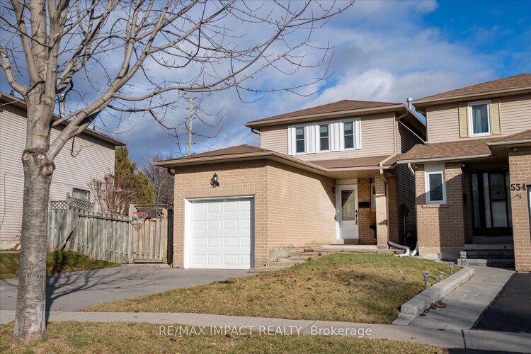 532 Cobblehill Dr, Oshawa, Ontario, Pinecrest