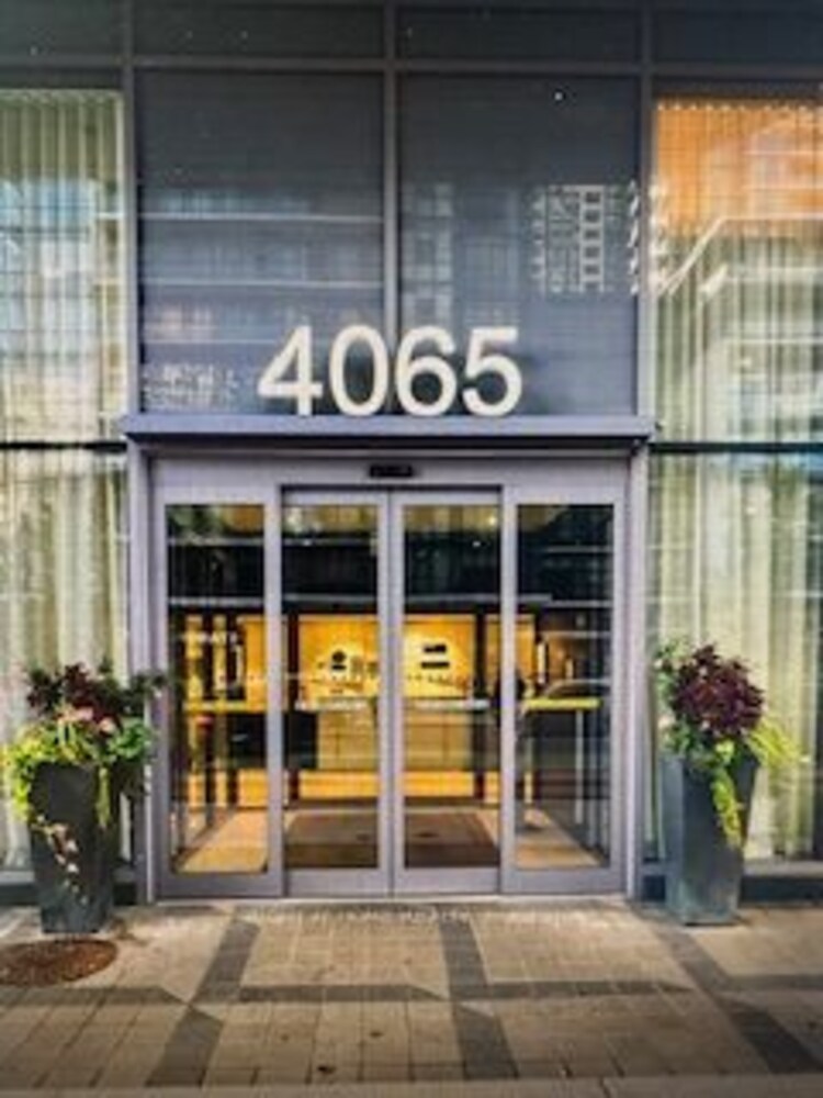 4065 Confederation Pkwy, Mississauga, Ontario, City Centre