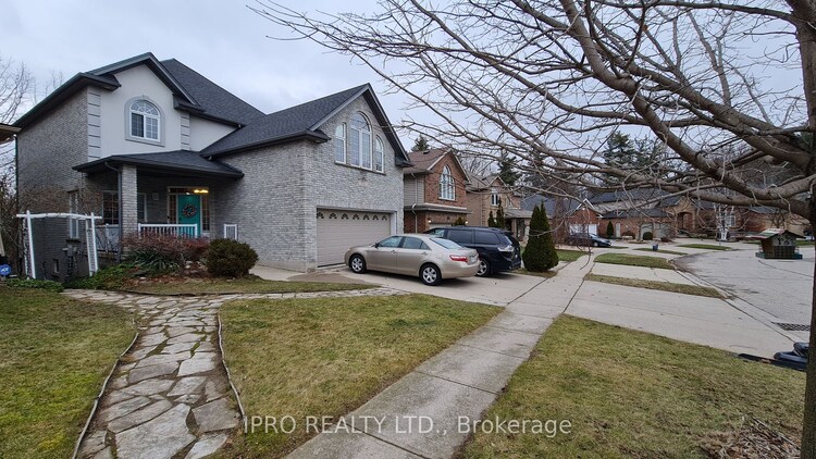 172 Lena Cres, Cambridge, Ontario, 