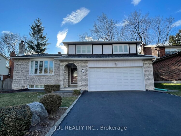 39 Bakerdale Rd, Markham, Ontario, Bullock