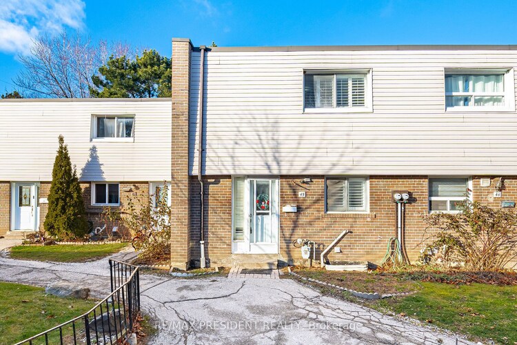 431 Silverstone Dr, Toronto, Ontario, West Humber-Clairville