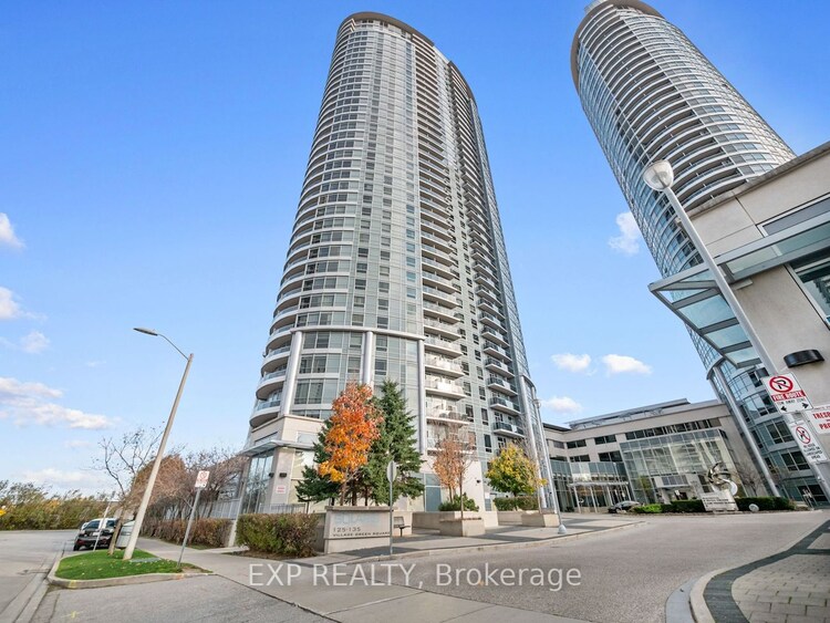 135 Village Green Sq, Toronto, Ontario, Agincourt South-Malvern West