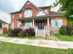 1 Winter Creek Cres, York, Ontario