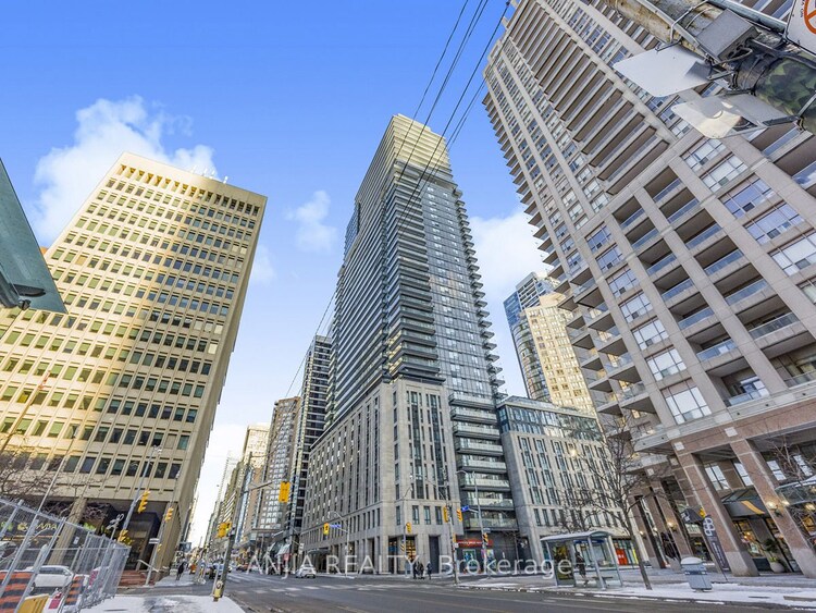 955 Bay St, Toronto, Ontario, Bay Street Corridor