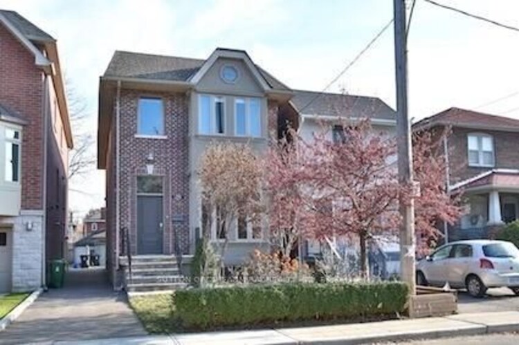 39 Taunton Rd, Toronto, Ontario, Mount Pleasant East