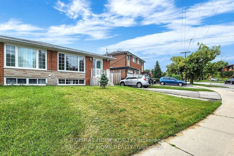 37 Calstock Dr, Toronto, Ontario, Thistletown-Beaumonde Heights