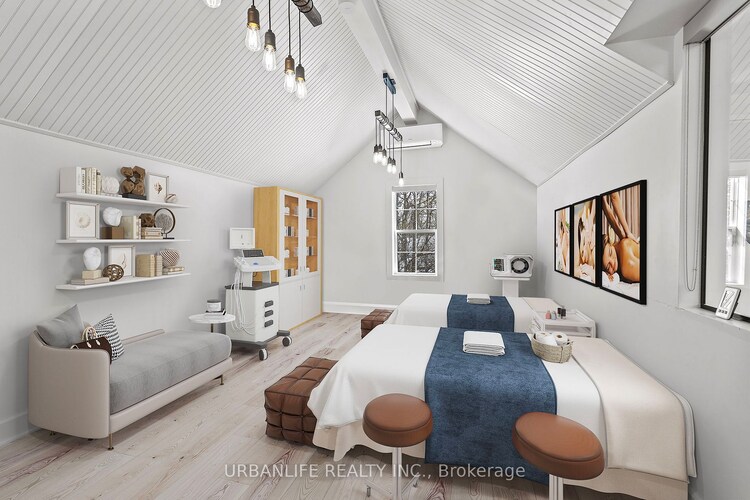 18967 Leslie St, East Gwillimbury, Ontario, Sharon