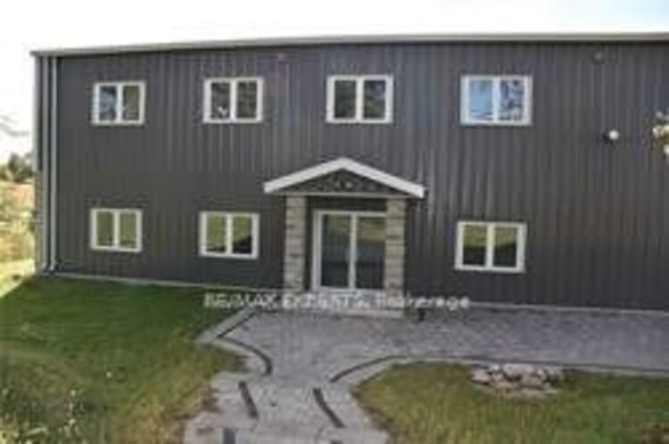 2000 Davis Dr W, King, Ontario, Rural King