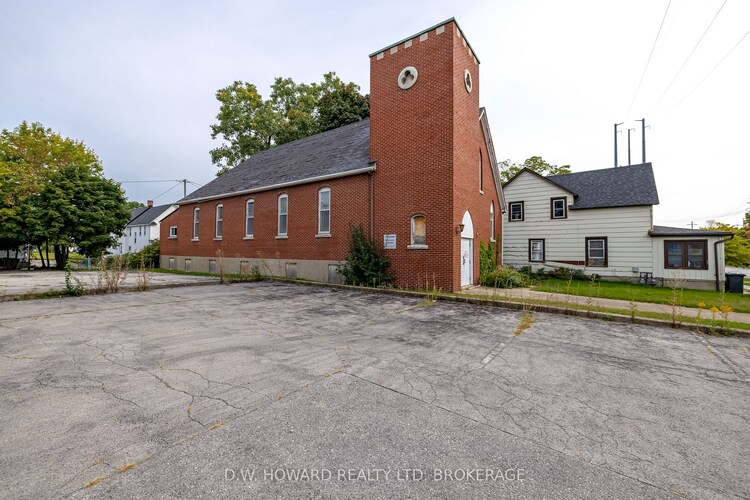 35 Queen St, Fort Erie, Ontario, 332 - Central