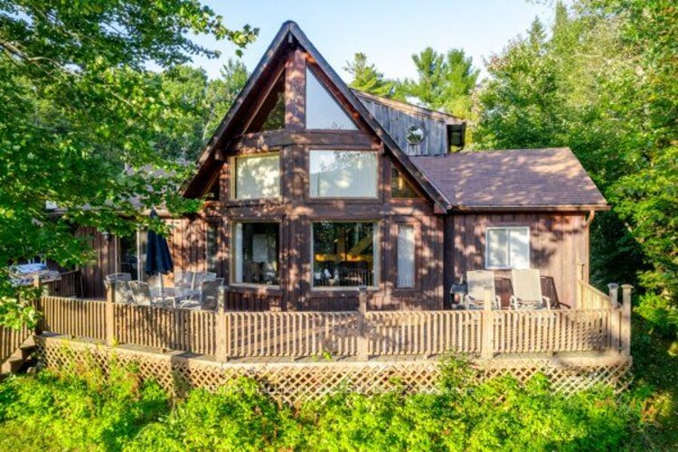 152A Paradise Landing Rd, Hastings Highlands, Ontario, 