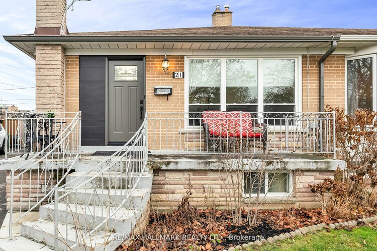 21 FARLEY Cres, Toronto, Ontario, Willowridge-Martingrove-Richview