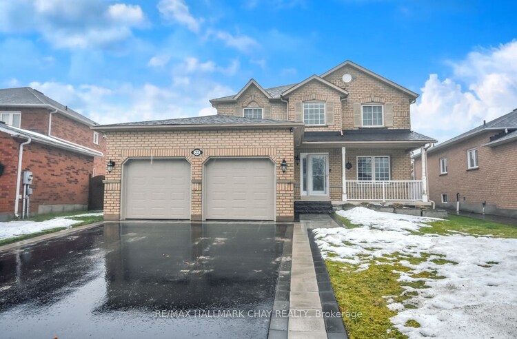 22 Emms Dr, Barrie, Ontario, Holly