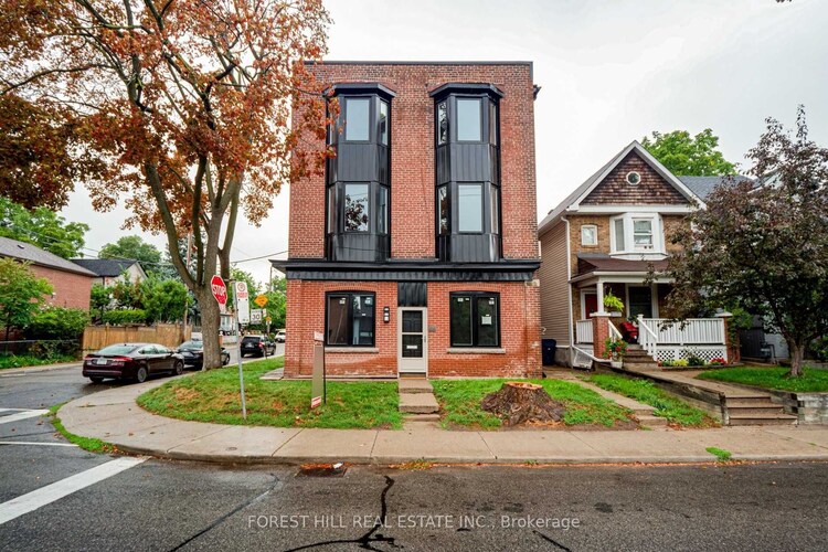 1 Greensides Ave, Toronto, Ontario, Wychwood