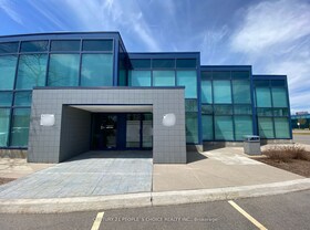 145 Traders Blvd E, Peel, Ontario , MLS #W11909349 , Image - 1