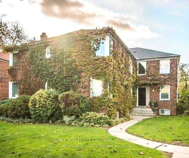 5 Warwick Ave, Toronto, Ontario, Humewood-Cedarvale