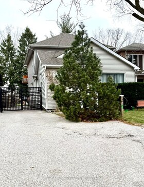 1433 Northmount Avenue, Peel, ON , MLS #W11909967 , Image - 1