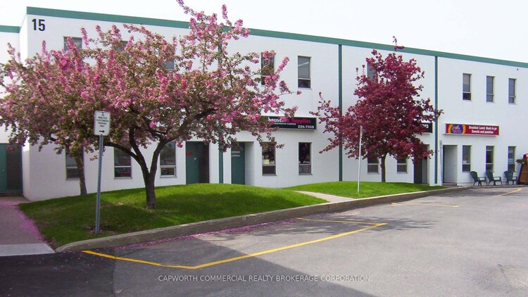 15 Grenfell Cres, Tanglewood - Grenfell Glen - Pineglen, Ontario, 7502 - Merivale Industrial Park