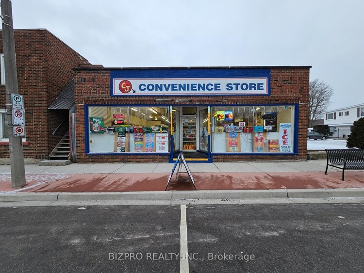 62 King St, Norfolk, Ontario, Delhi