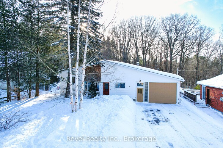 36 Broad St, Penetanguishene, Ontario, Penetanguishene