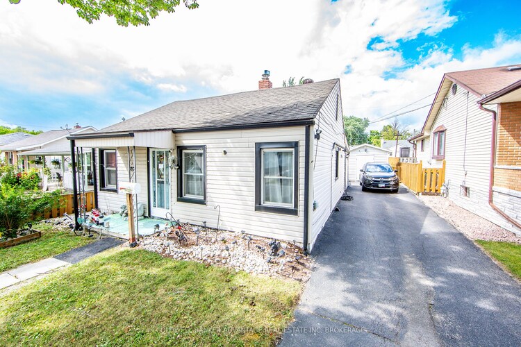 310 Commando St, Welland, Ontario, 