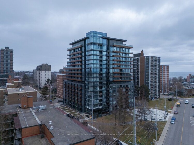 21 Park St, Mississauga, Ontario, Port Credit