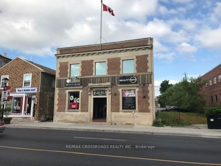 15221 Yonge St, Aurora, Ontario, Aurora Village