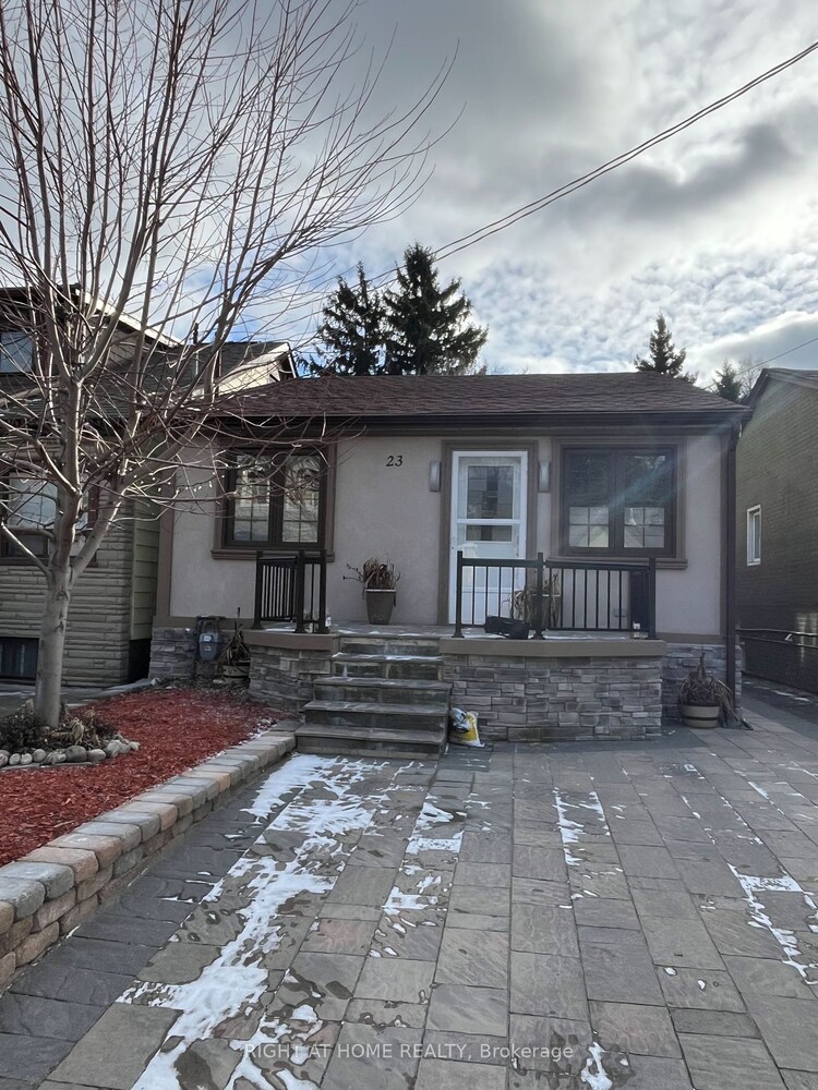 23 Mack Ave, Toronto, Ontario, Oakridge