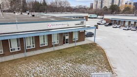 3289 Lenworth Dr, Peel, Ontario , MLS #W11911985 , Image - 1