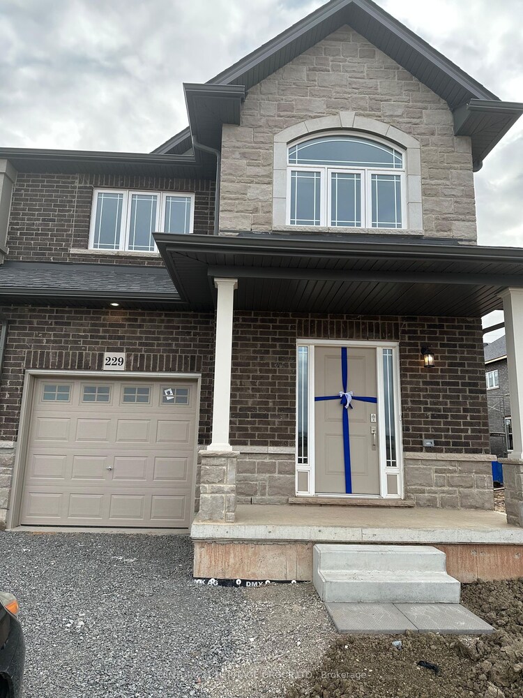 225 Cittadella Blvd, Hamilton, Ontario, Hannon