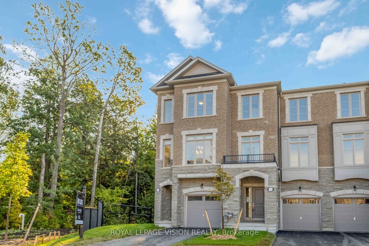 10 Coote Crt., Ajax, Ontario, Central West