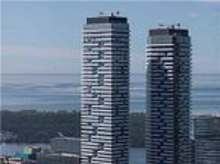 100 Harbour St, Toronto, Ontario, Waterfront Communities C1