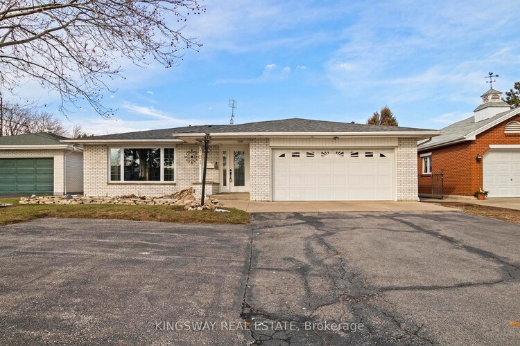 121 Oak St W, Leamington, Ontario, 