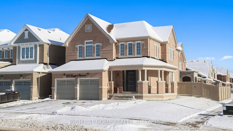 825 LANGFORD Blvd, Bradford West Gwillimbury, Ontario, Bradford