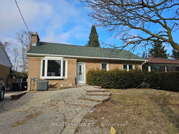 126 Nipigon Ave, Toronto, Ontario, Newtonbrook East