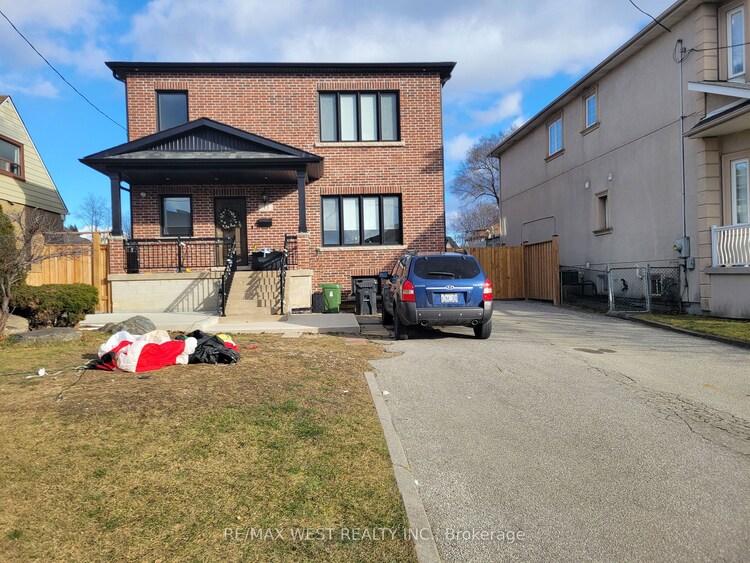 33 Ingleside Dr, Toronto, Ontario, Downsview-Roding-CFB