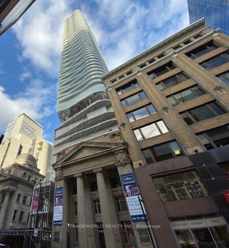 197 Yonge St, Toronto, Ontario, Church-Yonge Corridor