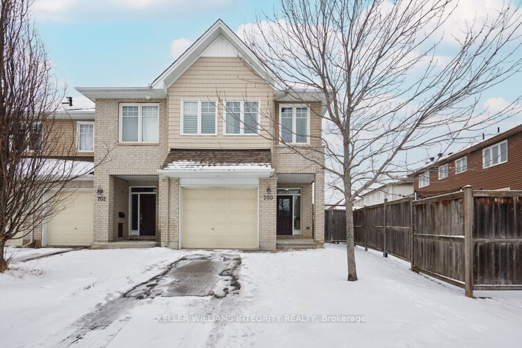 700 Hazelnut Cres, Blossom Park - Airport and Area, Ontario, 2605 - Blossom Park/Kemp Park/Findlay Creek