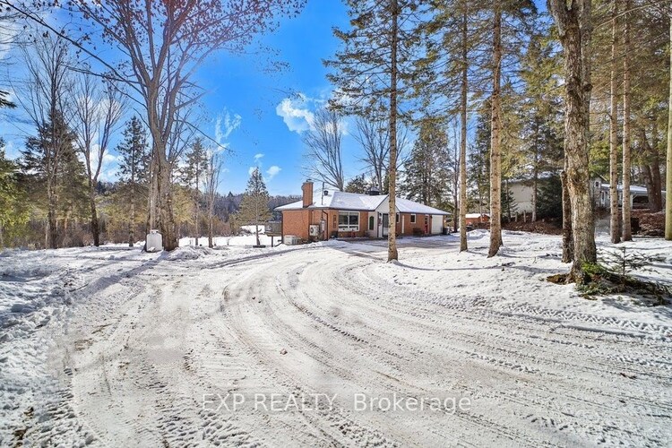 40 Gilmour Point Rd, North Kawartha, Ontario, Rural North Kawartha