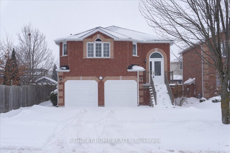 129 Country Lane, Barrie, Ontario, Painswick South