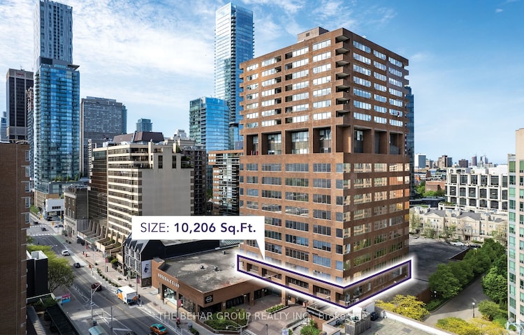 920 Yonge St, Toronto, Ontario, Annex