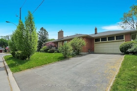 68 Whittaker Cres, Toronto, Ontario