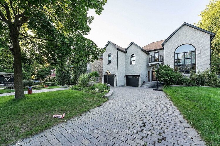 126 Old Surrey Lane, Richmond Hill, Ontario, South Richvale