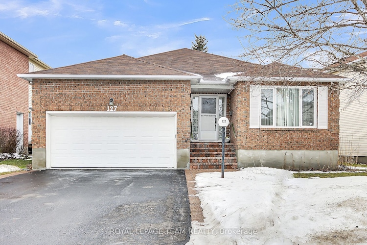 127 Palomino Dr, Kanata, Ontario, 9004 - Kanata - Bridlewood