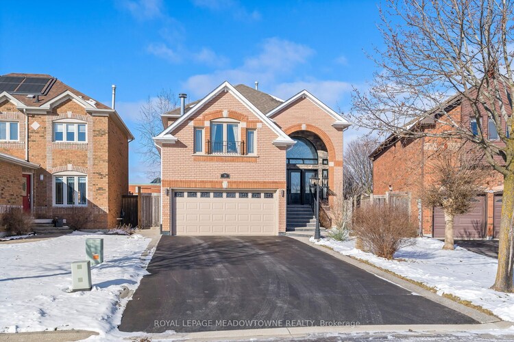 34 Hepburn Cres, Halton Hills, Ontario, Georgetown