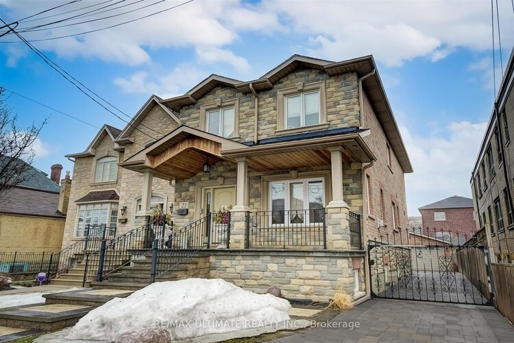 21 Thornton Ave, Toronto, Ontario, Caledonia-Fairbank