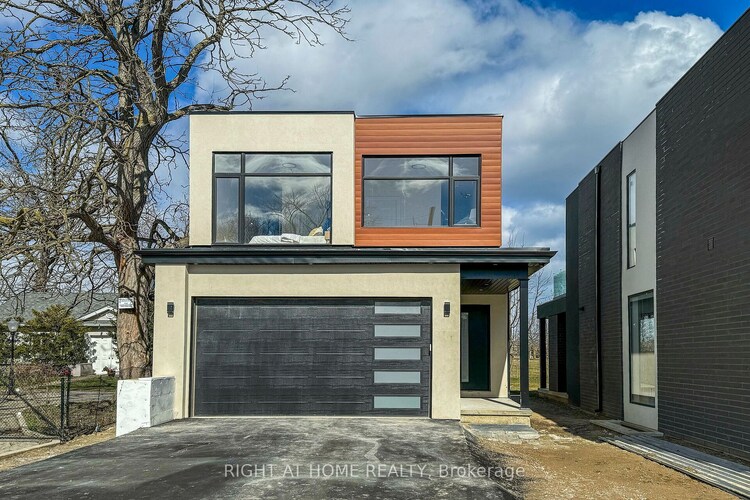 768 Montbeck Crescent, Mississauga, ON, Lakeview